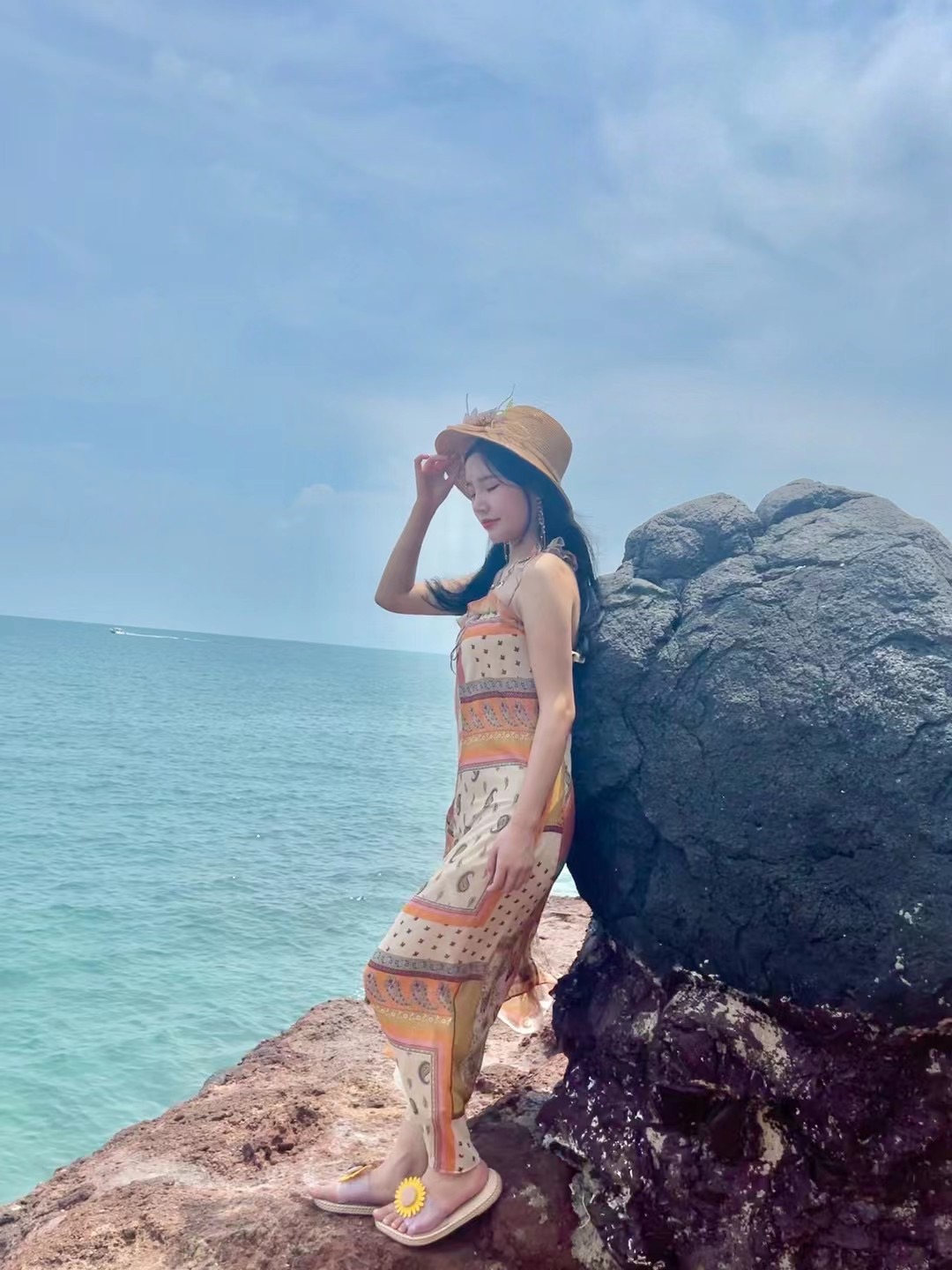 卖衣服兼职小妹妹